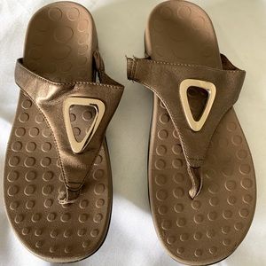 Orthaheel Bronze/Copper Sandals- Size 9